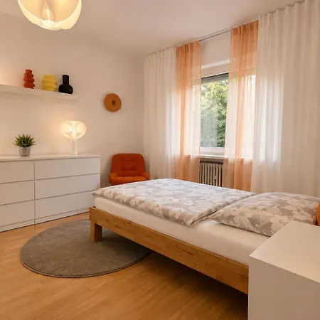 Apartmán 1-5 Pers. 0,9 Km Zum Zentrum Remscheid, Schoen Wohnen, 105 Qm Remscheid